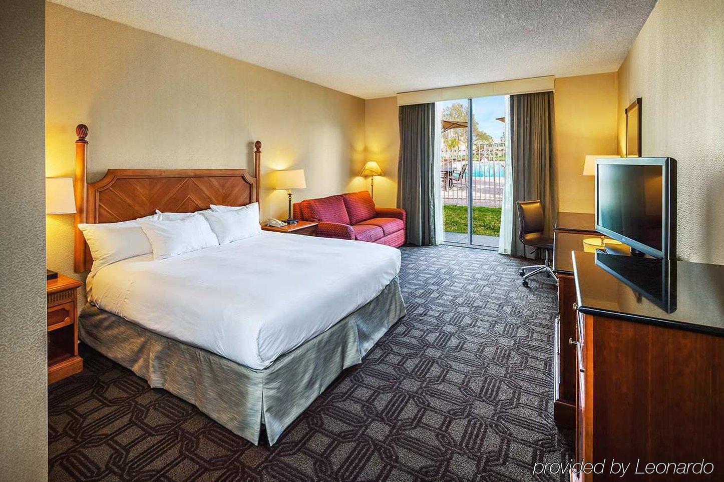 فندق أوكلاند، كاليفورنيافي  فندق هيلتون أوكلاند إيربورت المظهر الخارجي الصورة